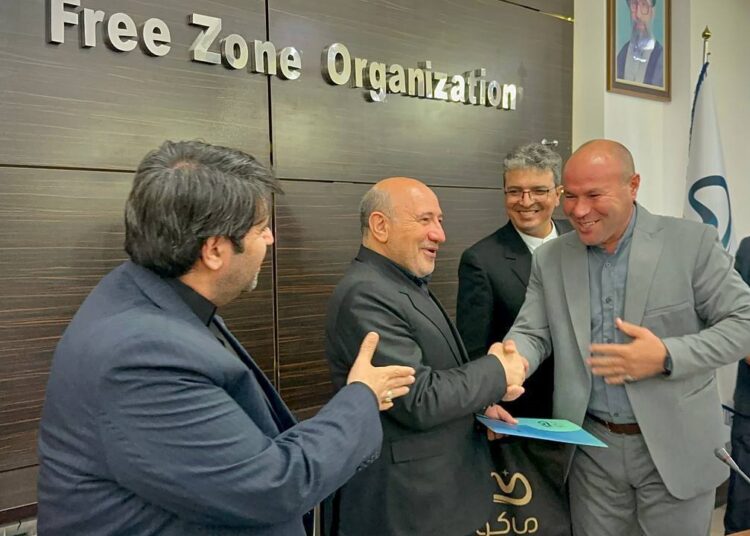 دلبری گردشگری و باغداری ماکو از ماهان