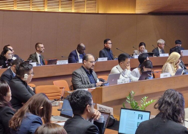 ایران: پیشرو در تجارت بدون کاغذ با استفاده از فناوری و همکاری